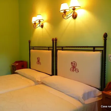 Guest house El Roblon Sartajada